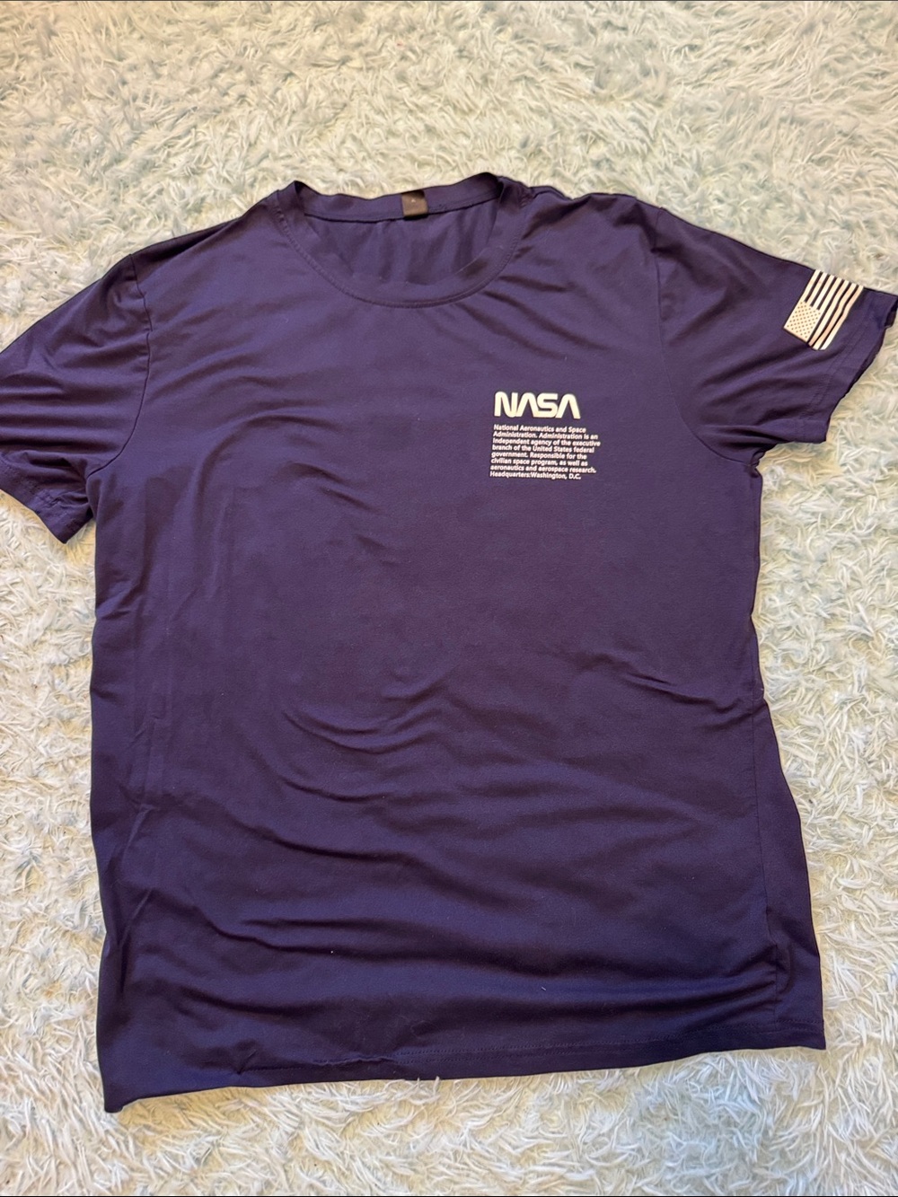 NASA Short Sleeve Tee in Navy - Classic Logo Crewneck large adult 73